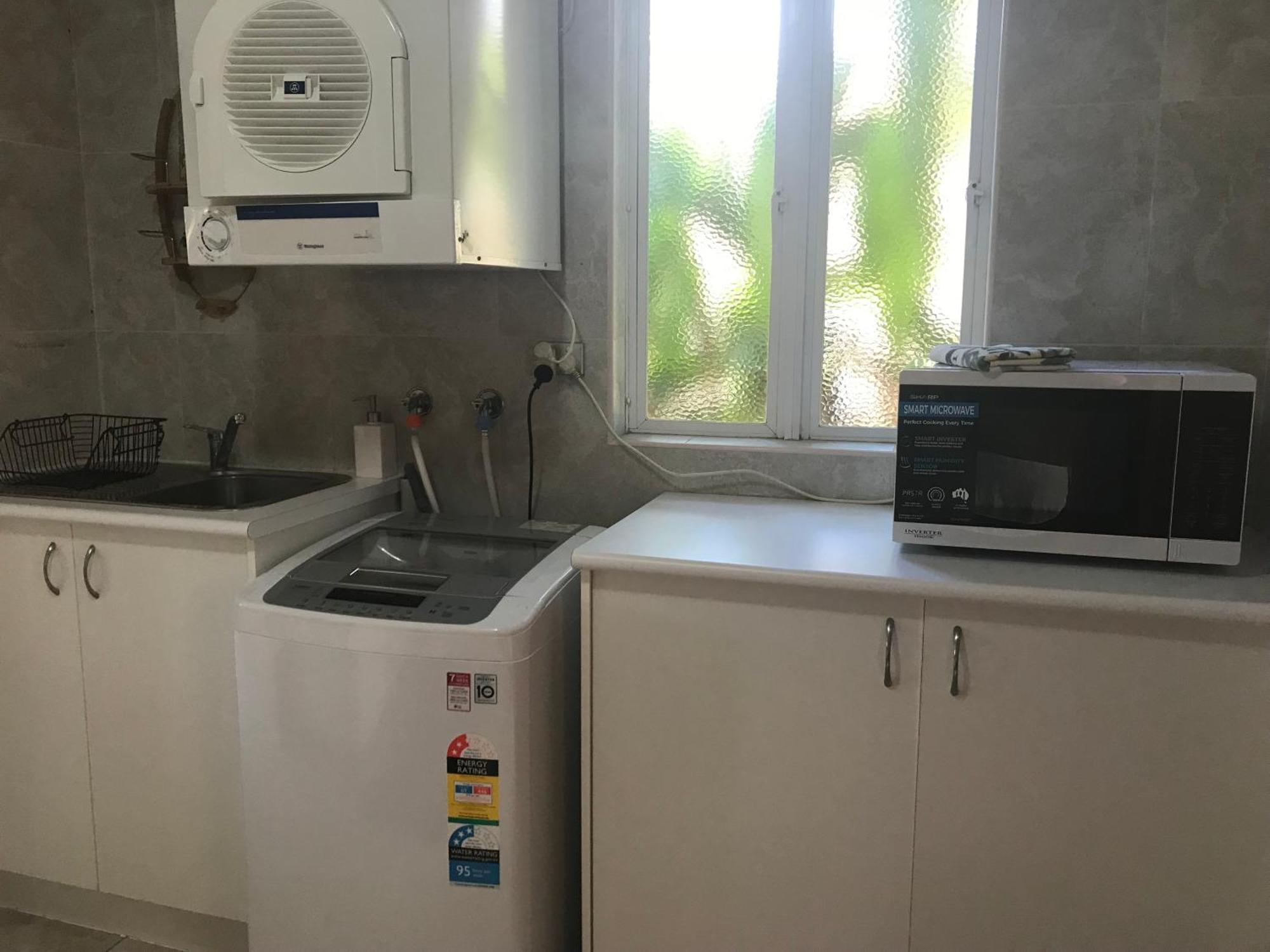 Taj On Byrnes - Private Luxury Apartment מאריבה מראה חיצוני תמונה